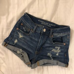 Cuffed Hi-Rise Shortie